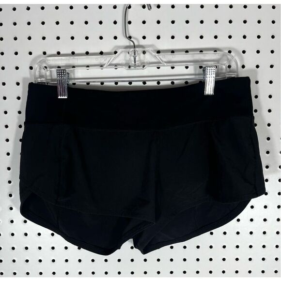 Womans Lululemon shorts size 6 - Picture 1 of 5
